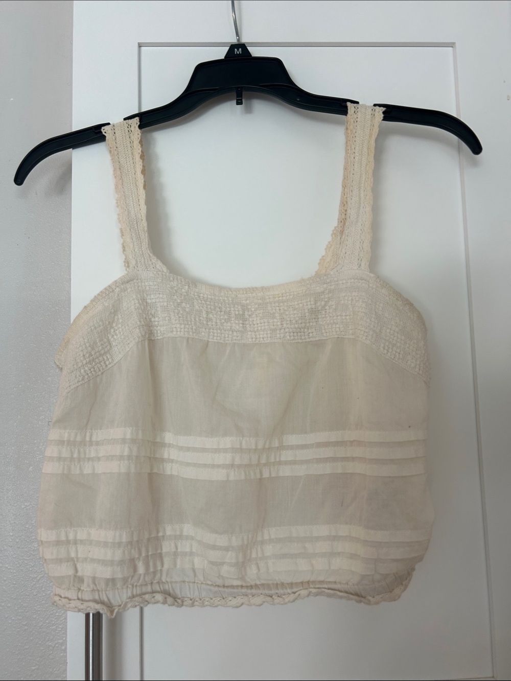 Aeropostale Cream Crochet Strap crop Camisole 💯 cotton